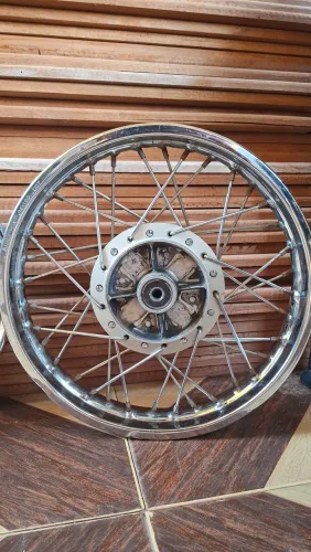 Vendo Roda traseira da biz 110i 2022