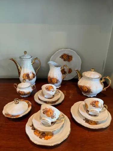 Raríssimo Jogo Chá/Café Porcelana Nacional Pintado à Mão Ouro - 41 Peças