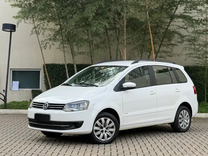 Volkswagen Spacefox 1.6/ 1.6 Trend Total Flex 8V 5P 2012