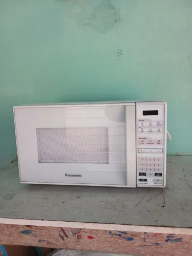Microondas Panasonic 18 L