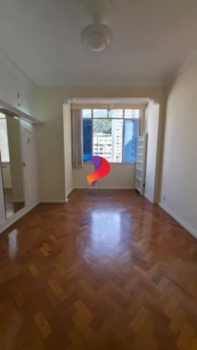 Apartamento com 1 dormitório para alugar, 40 m² por R$ 4.301,52/mês - Copacabana - Rio de