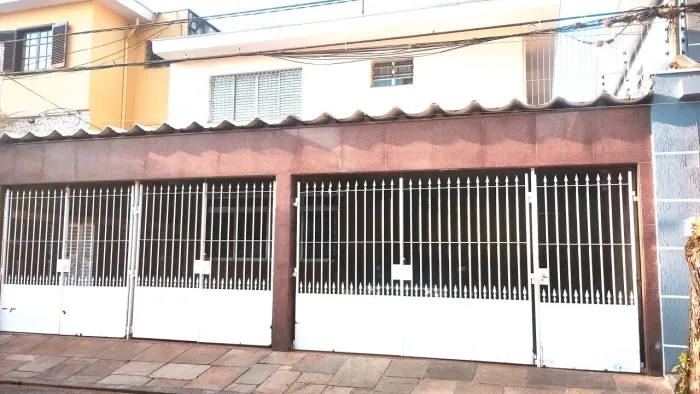BOM SOBRADO EM LOCAL TRANQUILO PARA RESIDENCIA OU COMERCIAL