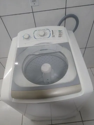 Vende Sé máquina de lavar roupa MD LT15F semi nova com garantia de 3 meses 4 vezes s j