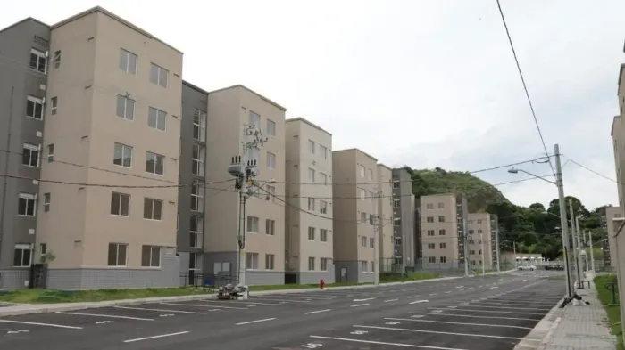 Apartamento aconchegante e condomínio com lazer completo na Rua Goianinha.