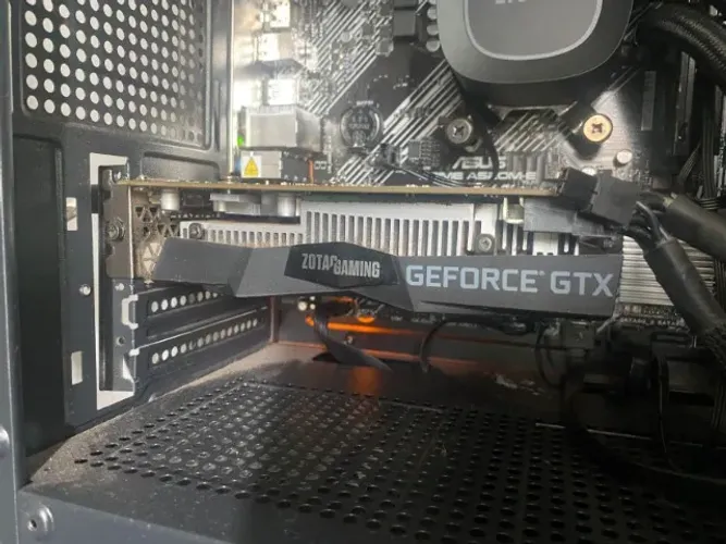 Placa de video gtx 1650 4gb gddr6 zotac