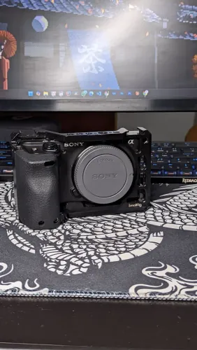 Sony A6400 + Cage Smallrig 