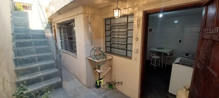 Casa Locação para um adulto. Não aceito Pet nem crianças. Grato.