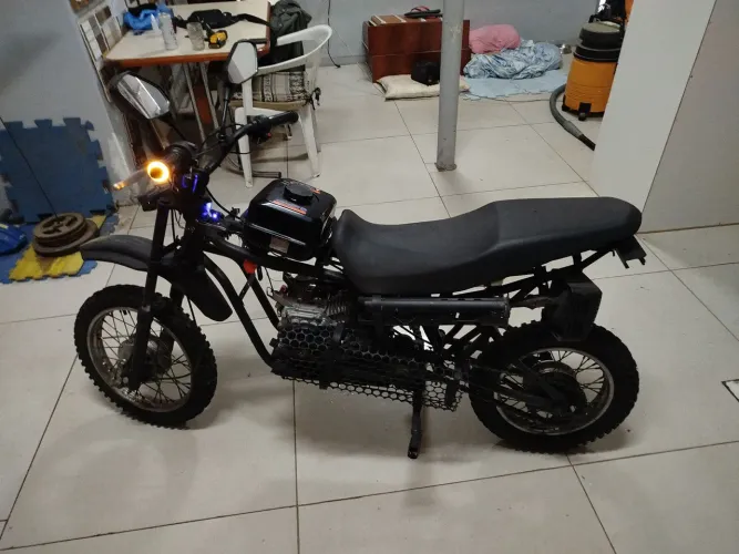 Vendo protótipo mini moto Cross 200cc automatica