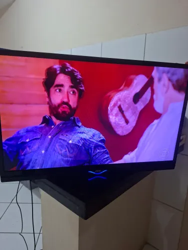 TV 32'' FUNCIONANDO PERFEITAMENTE