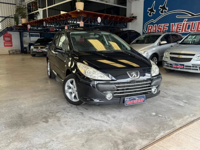 Peugeot 307 Presence 2.0 Flex 16V 5P Aut. 2010