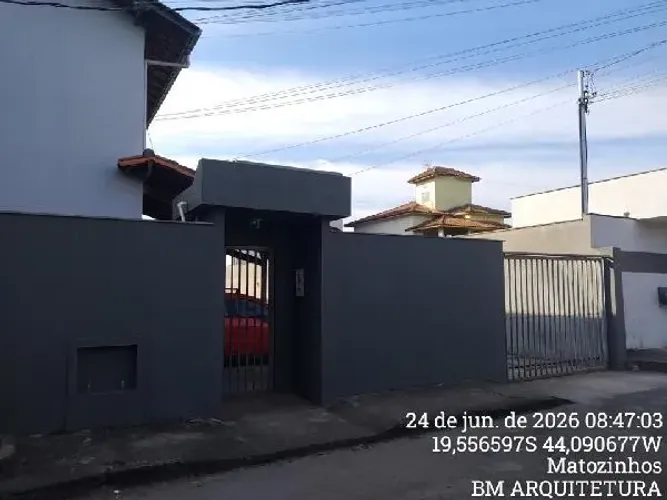 Negócio imperdível Casa no Centro, Matozinhos - MG, Nº 116, 2 quartos, 1 vaga, 66m² | Lei