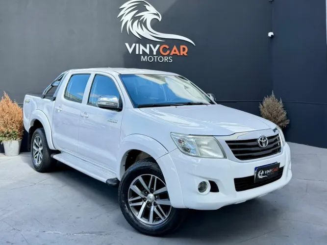 Toyota Hilux CD SRV 4X4 2.7 Flex 16V Aut. 2015