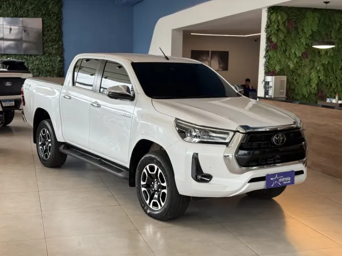 Toyota Hilux CD 4X4 2.8 Diesel Aut. 2023