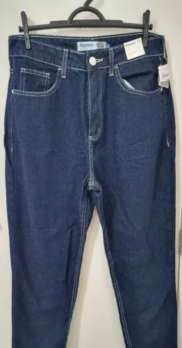 Calça mom jeans NOVA CeA, n°42