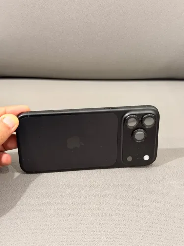 Vendo Iphone 18 Pro Max preto 256 GB