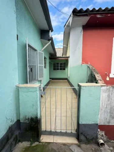Casa com 1 dormitório para alugar, 60 m² por R$ 1.435,00/mês - Vila Galvão - Guarulhos/SP