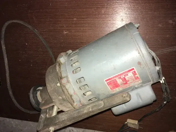 Motor Máquina Overloque