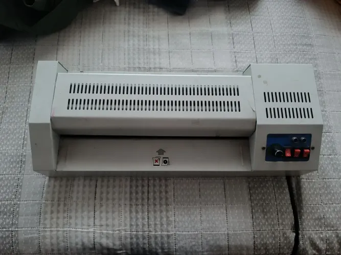 Plastificadora e laminadora quente e frio A3 