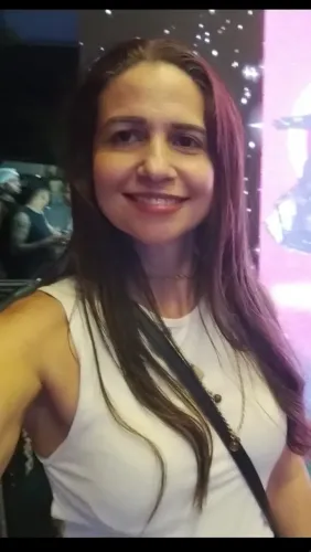 Diarista e cuidadora de idosos  e crianças nos fim de semana 