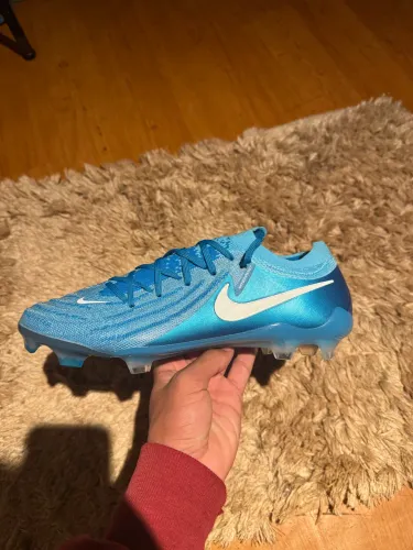 Chuteira Nike Phantom Gx Elite II
