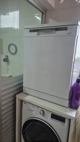 Lava Louças Midea DWA14 branca 127V - 14 serviços