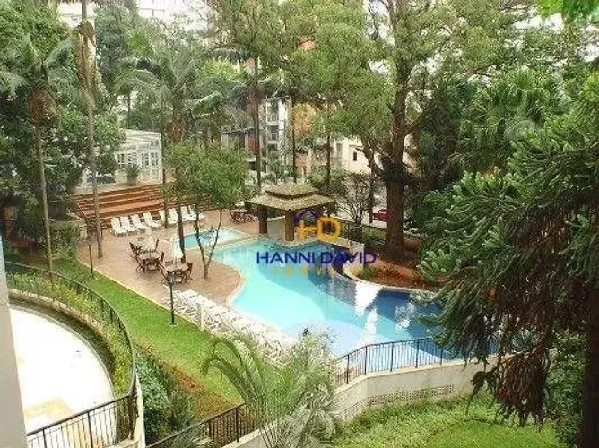 Apartamento com 3 suítes, varanda gourmet com churrasqueira e condomínio clube. Bela Vista