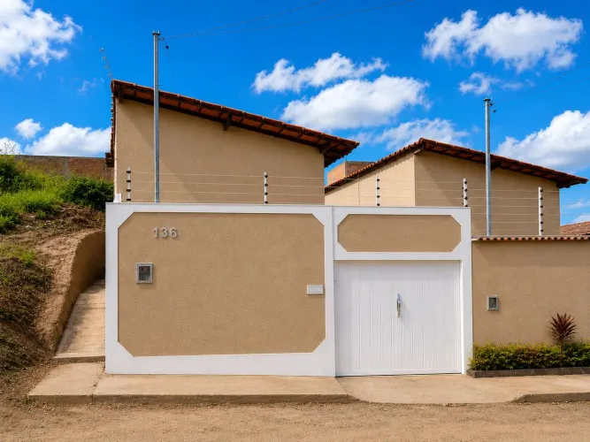 Casa 2 quartos em Almenara MG 