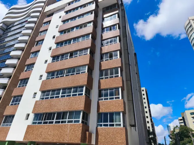 Imóvel para venda tem 195 metros quadrados com 3 quartos em Meireles - Fortaleza - CE