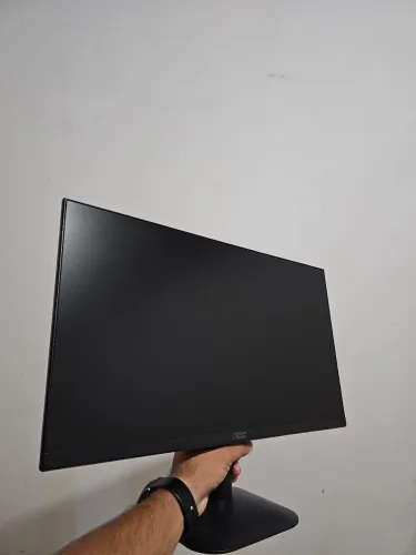 Monitor AOC NOVO