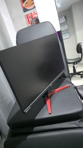 Monitor gamer acer 27 Led, 165hz, full HD, 1ms, HDMI/Displayport KG271 pbmidpx