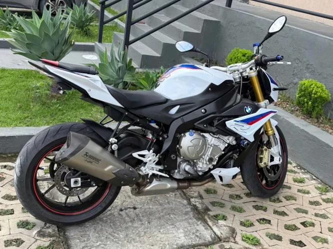 BMW S 1000R