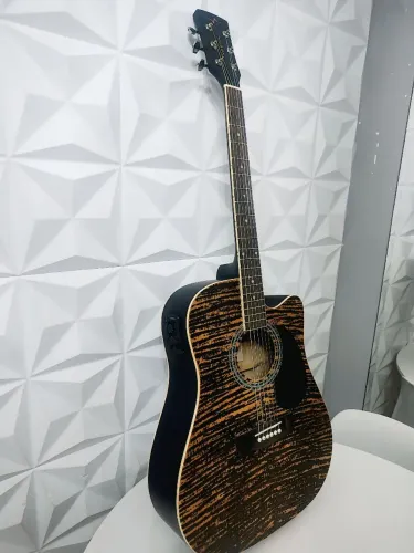 Violão Folk elétrico zerado Vogga com afinador