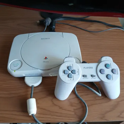 PLAYSTATION 1 COMPLETO COM STREET FIGTHER 2