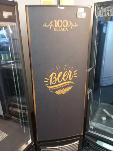 NZ. Cervejeira porta sólida 433 L FRICON