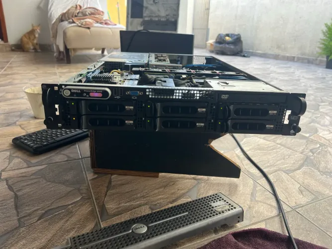 SERVIDOR DELL POWEREDGE 2950 III - SEMINOVO - FUNCIONANDO