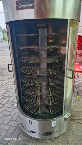 Máquina de assados