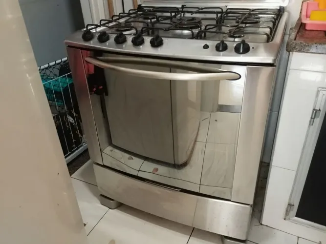 Lindo Fogão espelhado 5 bocas Electrolux