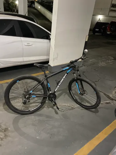 bicicleta mtb aro 29" rockrider st120 microshift + acessórios