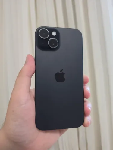 Iphone 15 preto - 128 Gigas, com caixa, cabo e fonte original Apple!