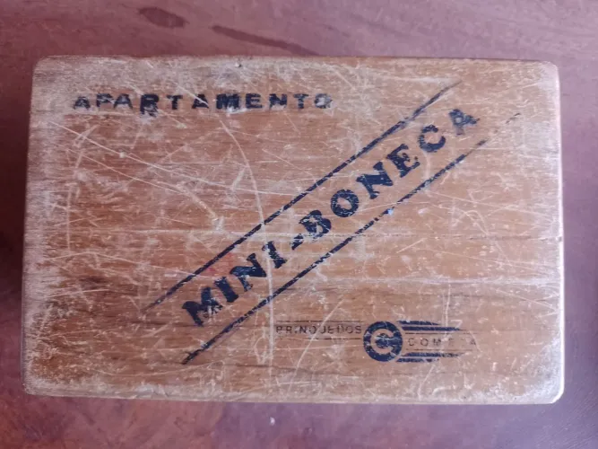 Mini boneca apartamento brinquedos Cometa antigo 
