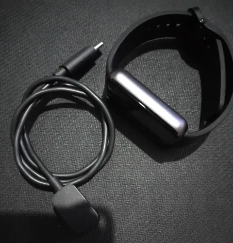 Smartwatch Sansung Fit 3 . Retirada no Japiim. Em excelente estado.