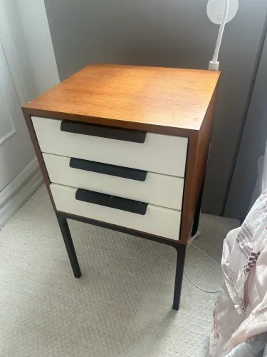 Mesa de cabeceira Fernando Jaeger