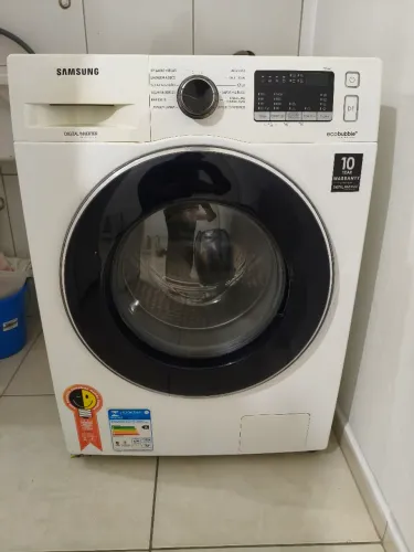 Máquina lava e seca