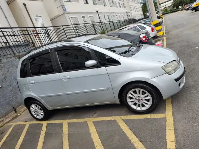 Fiat Idea ELX 1.8 MPI Flex 8V 5P 2010