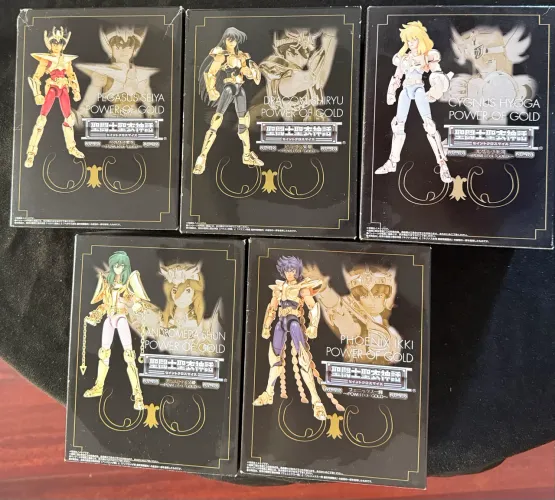 Kit 5 Cavaleiros de Bronze V1 Power of Gold armaduras douradas Cloth Myth Bandai