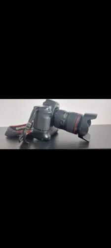 Camera Canon 6D perfeita