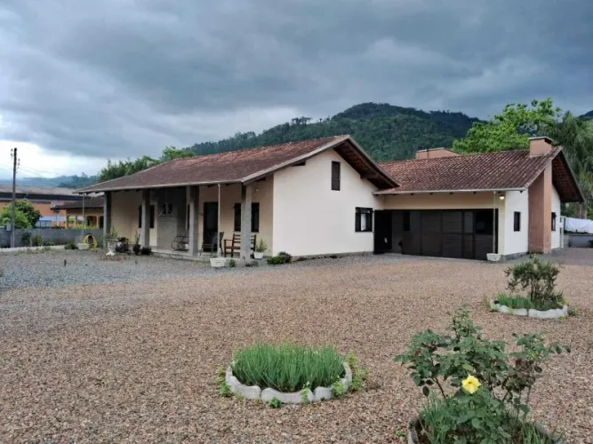 Casa RODEIO - SC