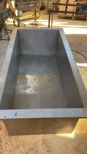 Lavatório industrial inox 2,20 comprimento, 1,00 largura 0,65 profundidade.