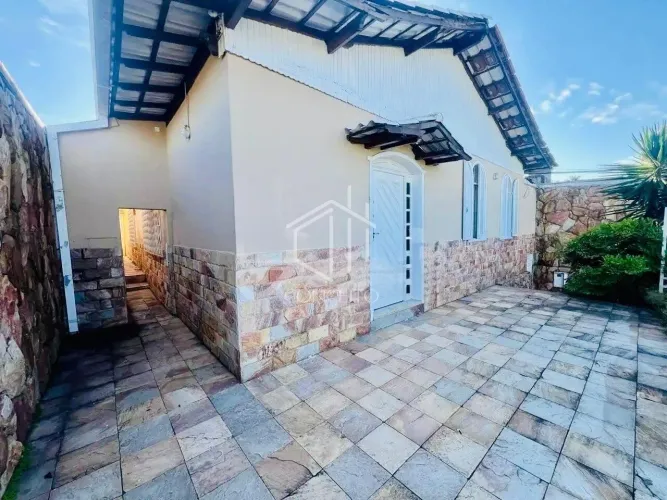 CASA COMERCIAL | 6 QUARTOS | 2 VAGAS | BAIRRO PLAN