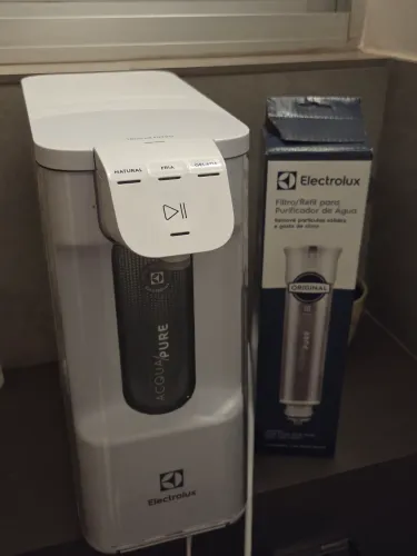 Purificador de água Electrolux Pure com filtro extra